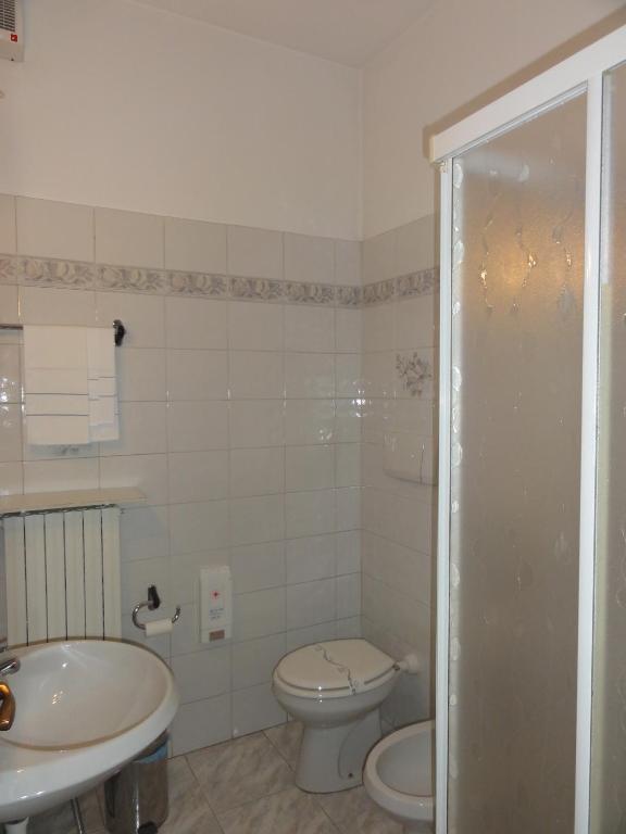 Albergo Ristorante Grigna Mandello del Lario Zimmer foto